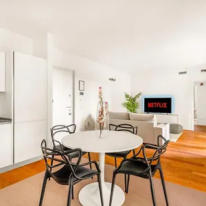 Modern With Terrace & Garage By Ndp Rent , ميلان إيطاليا